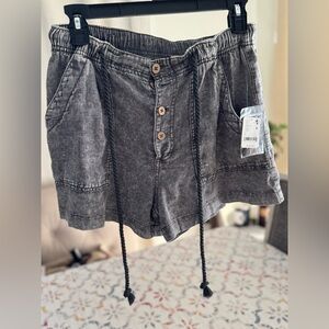 NWT FREE PEOPLE Acid washed shorts